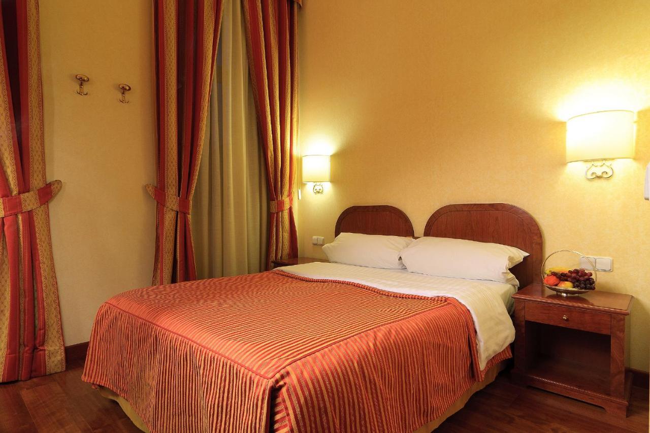 Kinsky Fountain Hotel Prag
